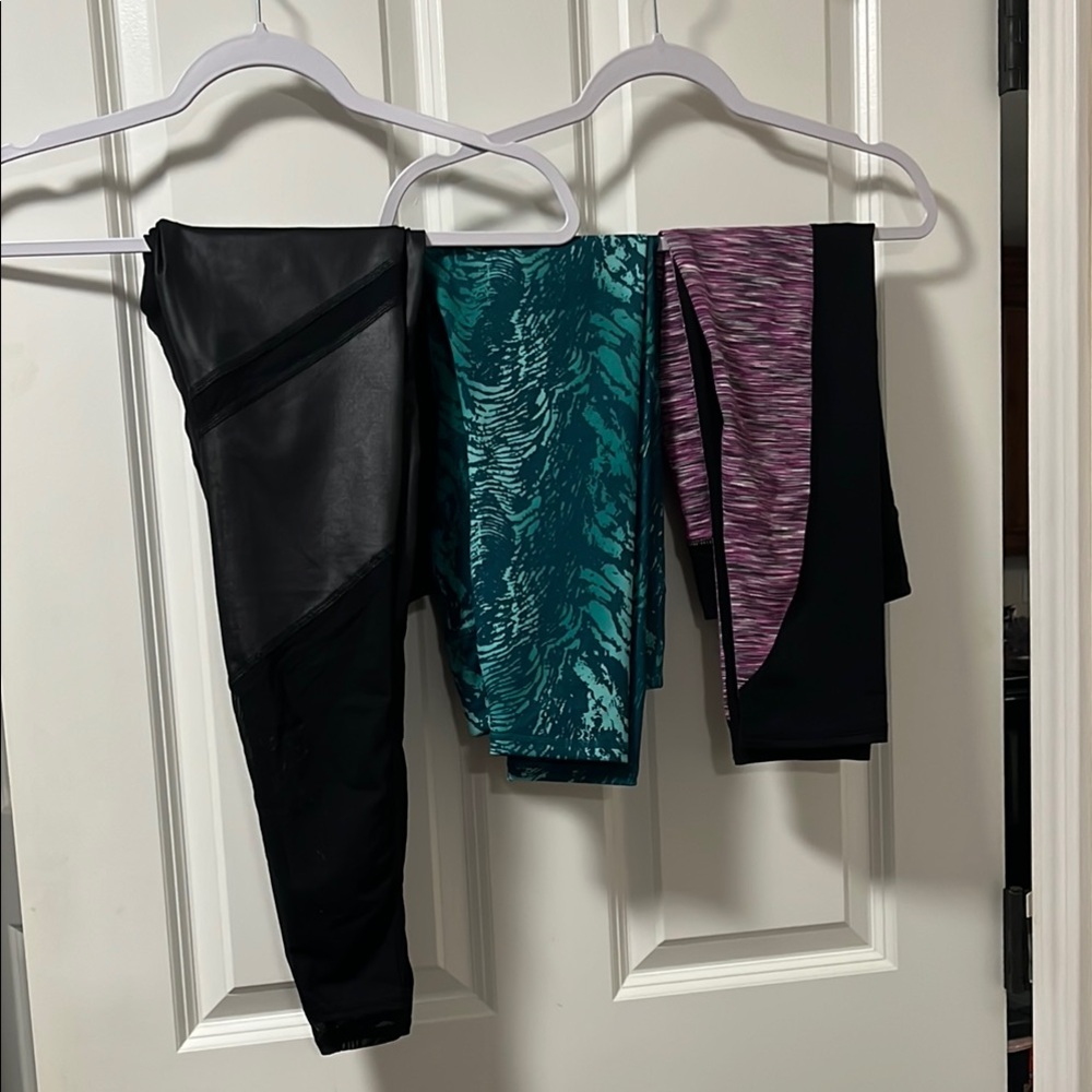3 Pairs of Leggings